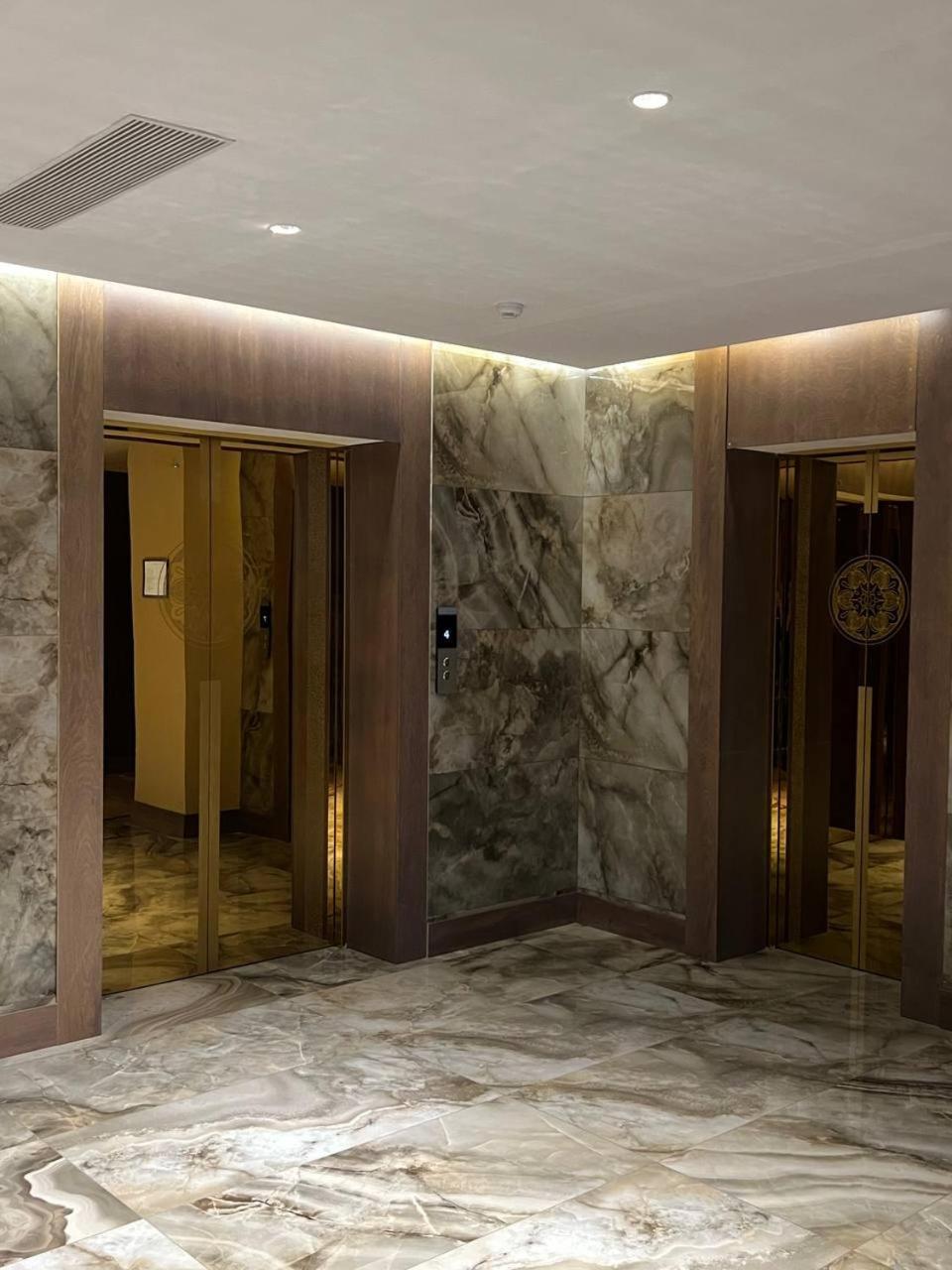 Sofia International Hotel Bisjkek Eksteriør billede